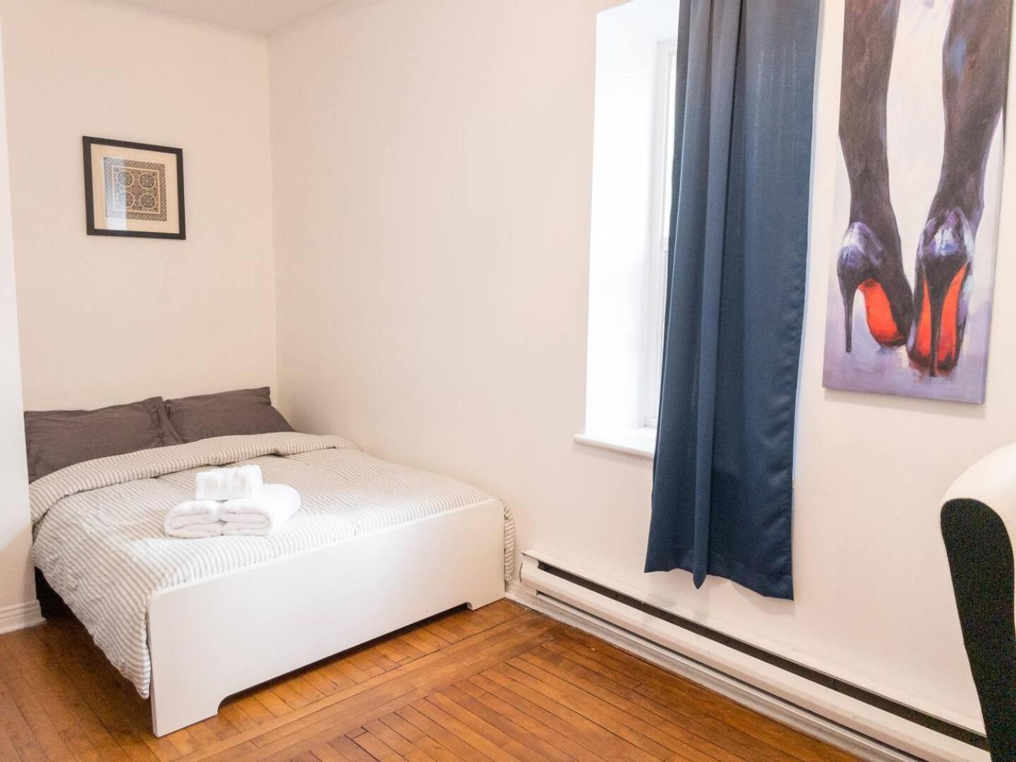 Perfect For Groups Big Livingroom 2 Backyard 3Br Montréal Exterior foto